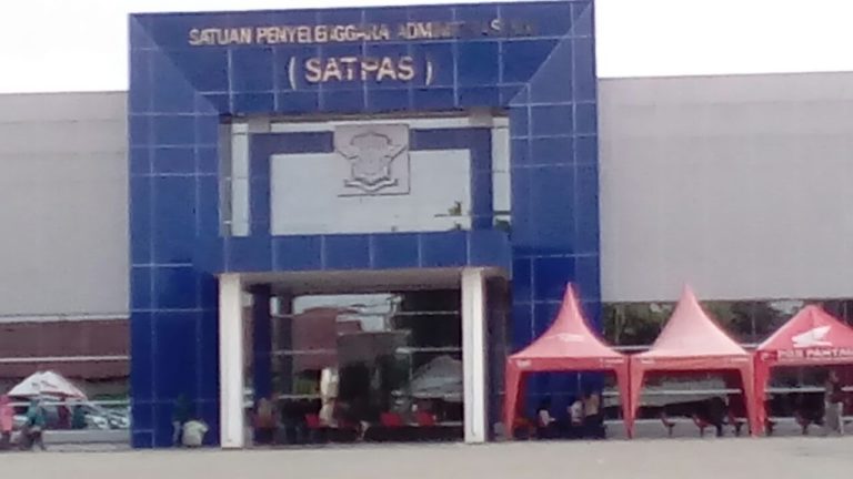PUNGLI SIM “… SATPAS COLOMBO , Oknum Petugas dan Calo Bersekongkol…?! .