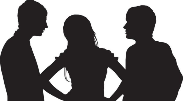 Prostitusi Treesome Lewat Jejaring Sosial Facebook