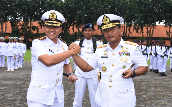 Kolonel Laut (P) Tony Herdijanto, S.E., MSC Emban Jabatan Baru