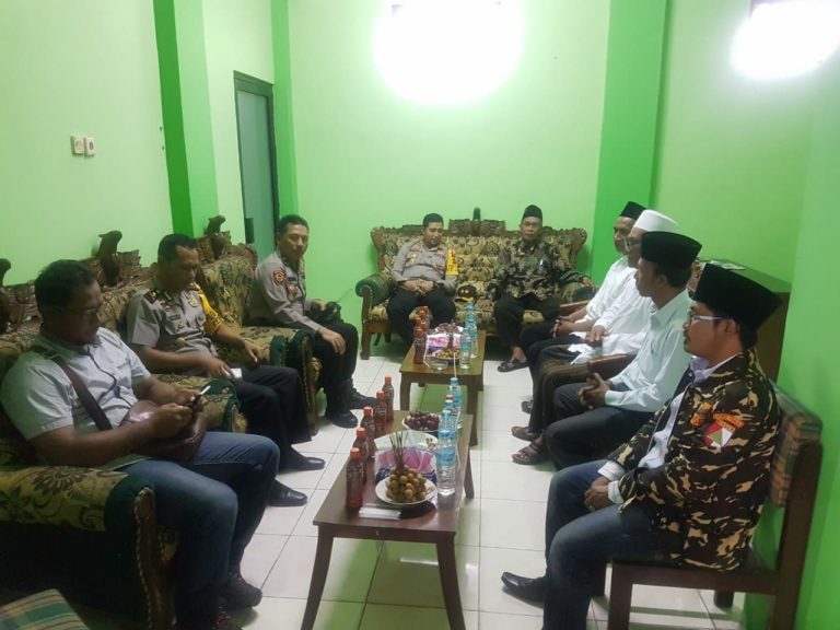 Jelang Ramadhan Kapolres Gresik Silaturahmi Ke Kantor PCNU