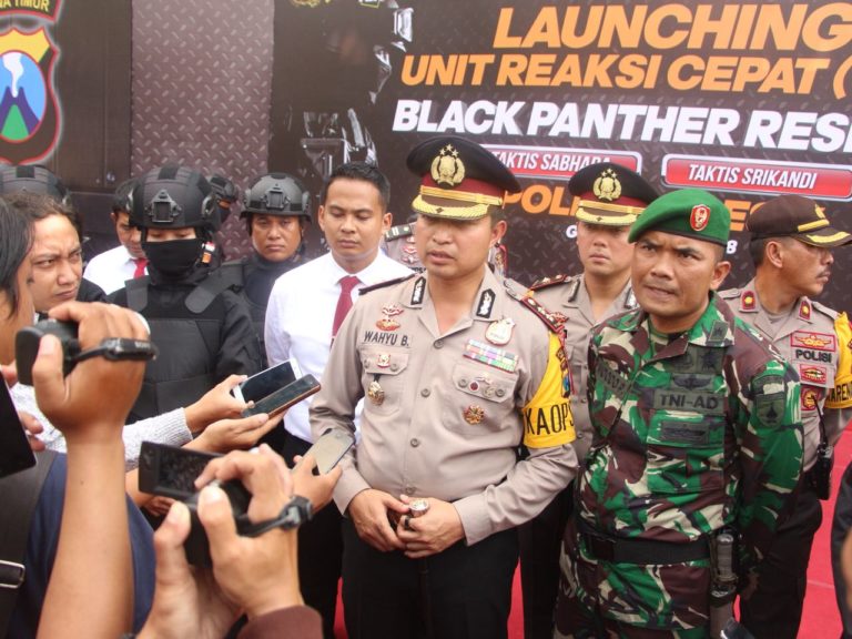 Tanggap Aksi Teror Bom, Kapolres Gresik Bentuk Tim “Black Panther”