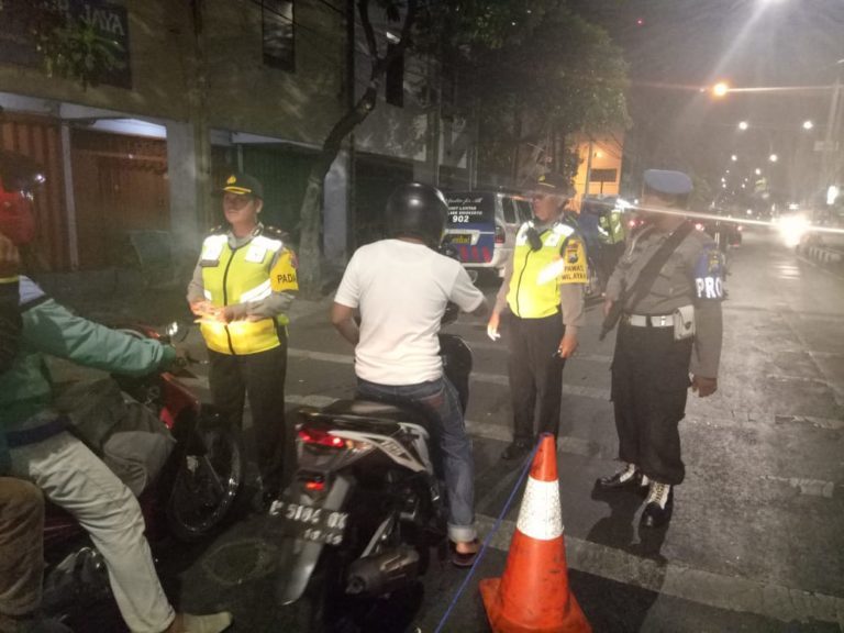 Kompol Masdawati Pimpin Operasi Cipkon di Jalan Kapasan