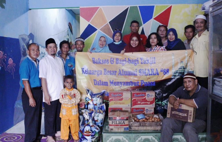 Alumni SMARA 88, Berbagi Kebahagiaan di Bulan Ramadhan Dengan Anak Yatim Piatu