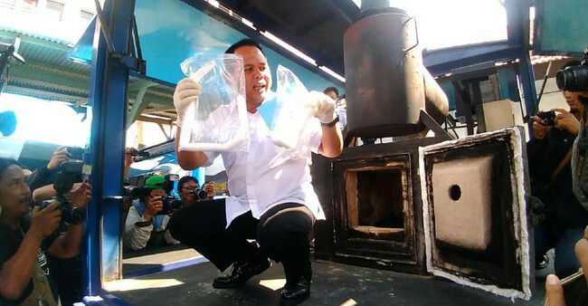 BNNP Jatim Musnahkan Sabu dan Ganja Senilai Ratusan Juta dari Jaringan Antar pulau