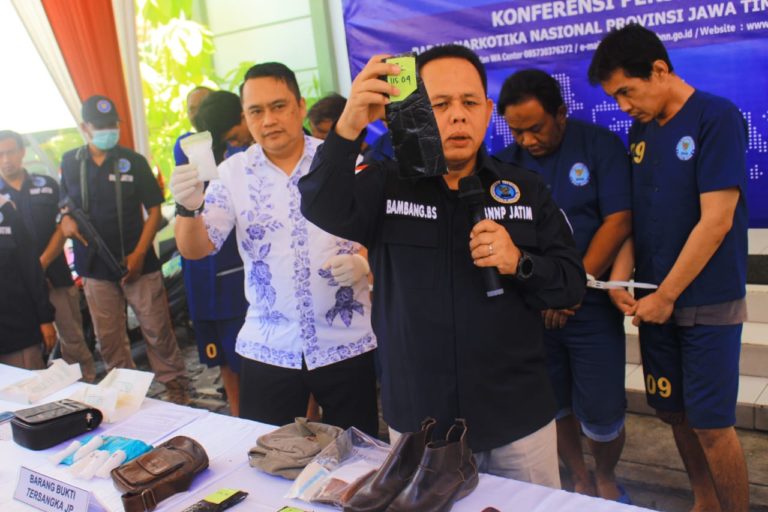 BNNP Jatim Gagalkan Narkoba Jenis Sabu Ke Surabaya