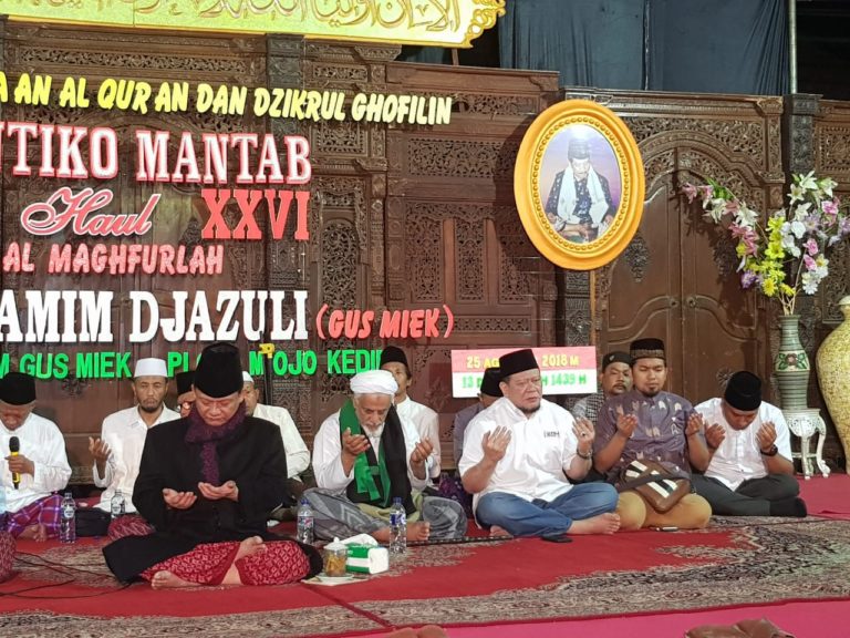 La Nyalla Hadiri Haul ke 26 Al Maghfurlah Kiyai Chamim Djazuli (Gus Miek)