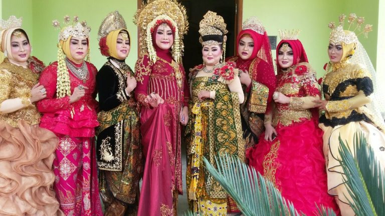 Dalam Rangkah HUT Kemerdekaan RI ke 73 Kecamatan Kedungadem Gelar Karnaval
