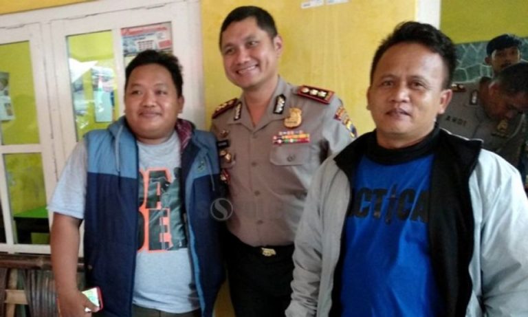 Merasa Senang, Dua Wartawan mendapat Umroh Gratis dari Polres Kebumen