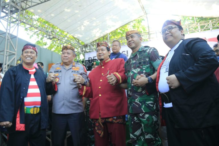 Masa Kampanye Pileg dan Pilpres 2019 Dimulai, KPU Jatim Gelar Deklarasi Damai