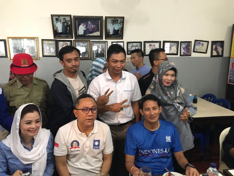 Ke Kampus, Blusukan, dan Temui Emak-Emak