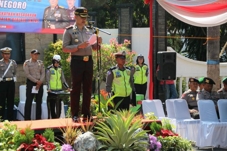 Polres Bojonegoro Lakukan Apel Gelar Pasukan Operasi Zebra Semeru 2018