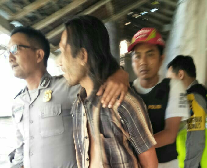 Anak Tega Bunuh Ayahnya Sendiri