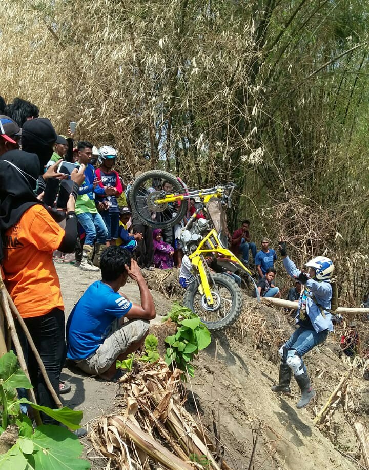 Anniversary ke 4 SUTRAC Gelar Kegiatan Sosial dan Trail Game
