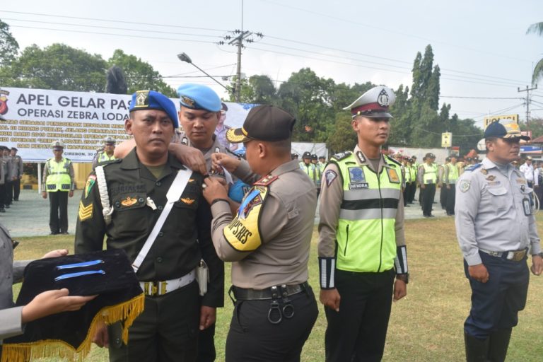 Polres Cirebon Melaksanakan Apel Gelar Pasukan Operasi Zebra Lodaya Tahun 2018.