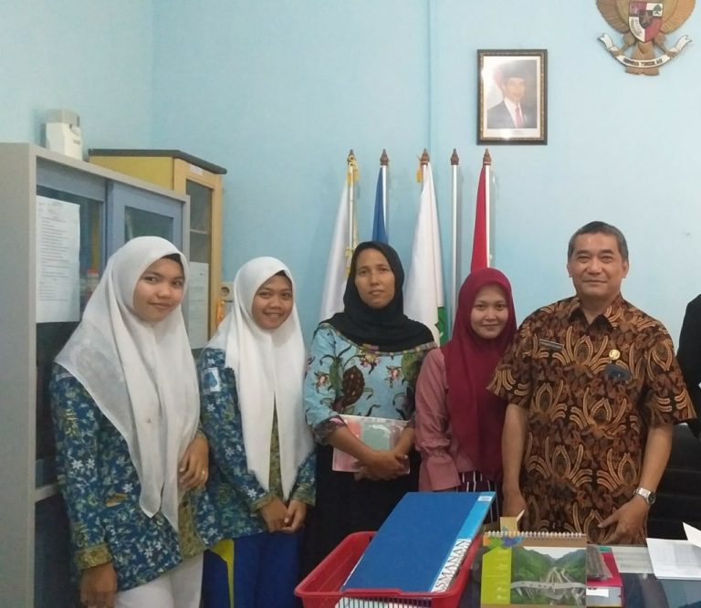 SMKN 1 BANGIL Gratiskan Ijasah Kepada Siswa yang Tidak Mampu