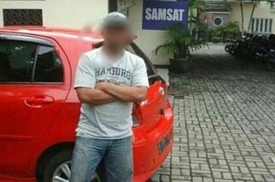 Akibat Dendam Lama Seorang Pemuda Dilarikan Ke Rumah Sakit Karena sabetan Senjata Tajan
