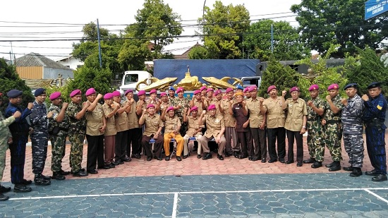 Sarasehan Korps Marinir Wilayah Kerja Lanal Cirebon Dalam HUT Ke 73 Korps Marinir