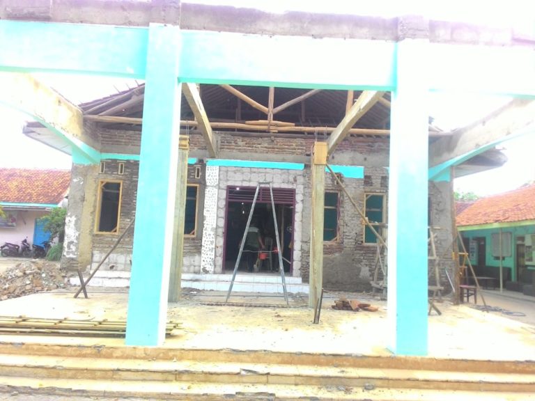 Kuwu Desa Karangsari Cirebon Terus Benahi Desanya