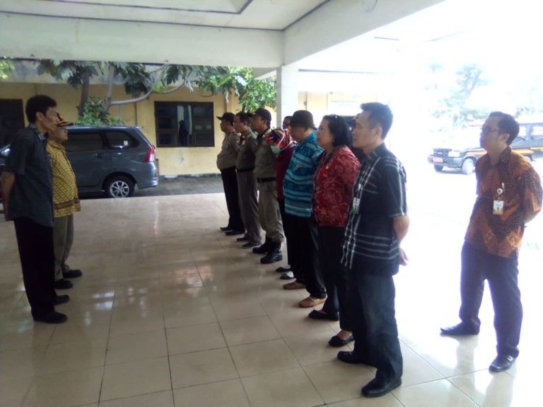 Rutinitas Pendataan Penduduk Nonpermanen di RT 05 RW II Kelurahan Kedung Cowek