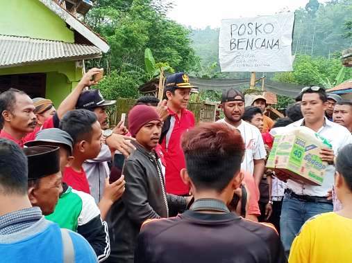 LSM Lira Probolinggo, Peduli Korban Banjir Bandang Tiris