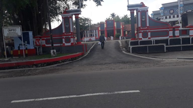 Diduga Tidak Mentaati KIP, Spanduk APBDes Desa Sukahaji Belum Terpasang Lagi