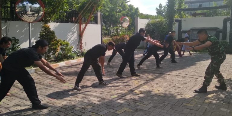 Babinsa Sukolilo Dalam Tubuh Yang Sehat Kita Semangat