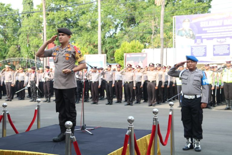 Kapolres Bojonegoro : Anggota Harus Mempertahankan dan Meningkatkan Pelayanan Pada Masyarakat