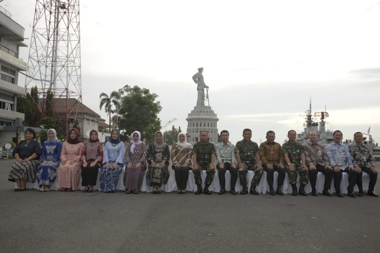 Gubernur  Khofifah :  Kapal Perang KRI I Gusti Ngurah Rai, Kapal Perang Yang Sangat Canggih dan Modern