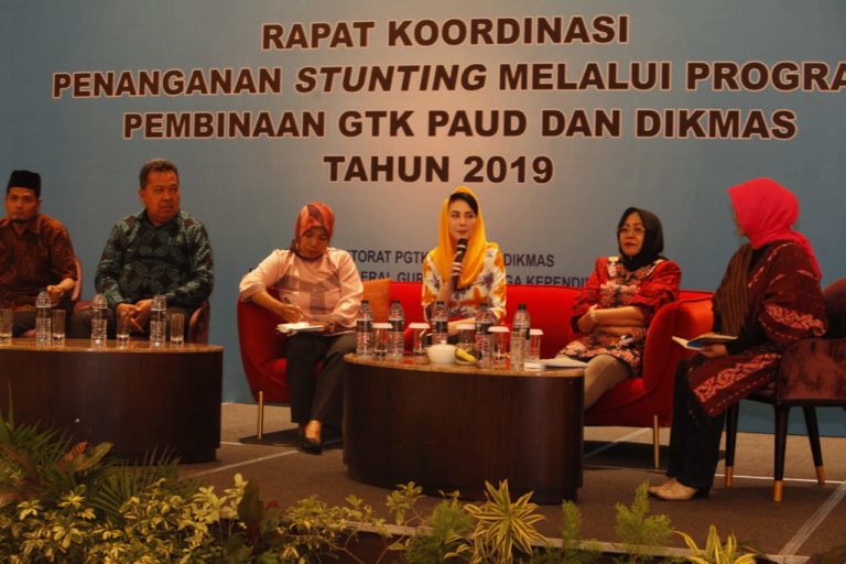 Arumi Bachin : Melalui Pola Hidup Bersih dan Sehat Dapat Mengatasi Permasalahan Stunting (Gizi Buruk)