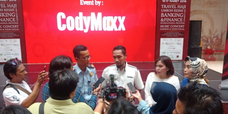 Gandeng Imigrasi Surabaya, CodyMaxx Gelar Haji Umrah Festival