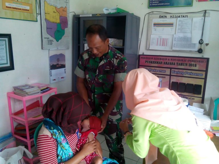 Danramil Ikut Peran Serta Dalam Program Pos Yandu