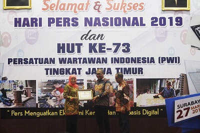 Giubernur Jatim : Pers Dalam Penyampaian Berita Harus Yang Faktual dan Angin Segar Jelang Pemilu 2019