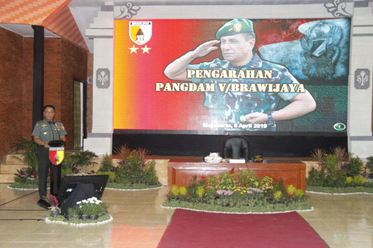 Mayjen TNI Wisnoe, P. B : Personlnya Tetap Berkomitmen Untuk Bersikap Netral Dalam Pileg dan Pilpres 2019