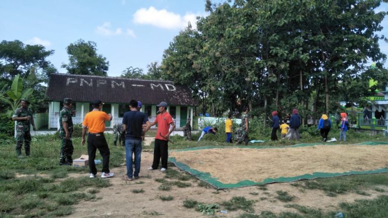 Gelar Suksesnya Pasar Kramat Desa Nglojo Adakan Kerja Bakti Bersama