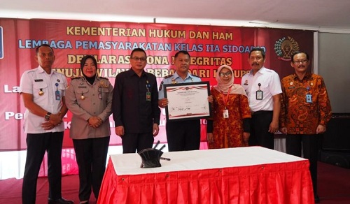Lapas Sidoarjo Launching Radio Internal