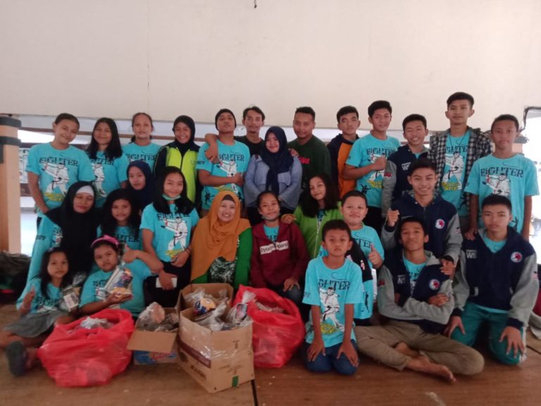 Wanoro Seto Fighting Club Berbagi Kasih Ramadhan