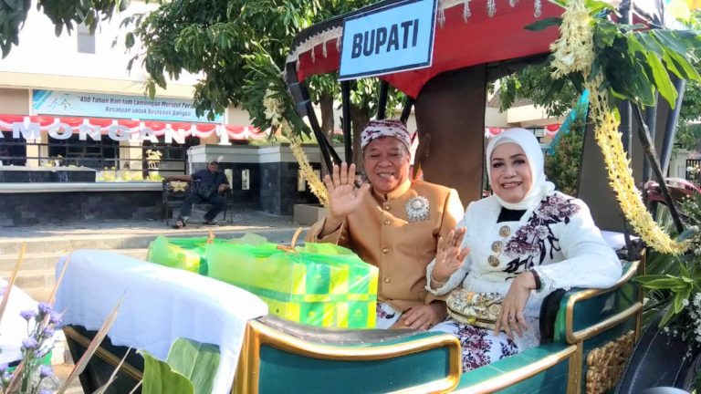 Bumikan Kearifan Lokal, dan Budaya Daerah untuk Persatuan Bangsa