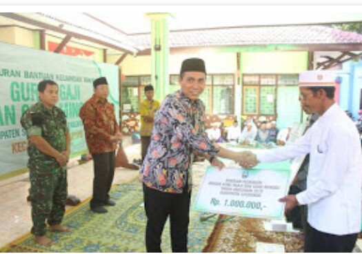 Sebanyak 250 Guru Ngaji Dan Guru Mingguan Hadir Dikecamatan Situbondo, DiHadiri langsung Danramil 0823/ 01 Serta Bupati Situbondo