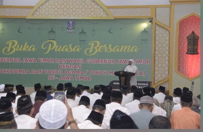 Gubernur Khofifah Ajak Masyarakat Tebarkan Kasih Sayang di Bulan Ramadhan