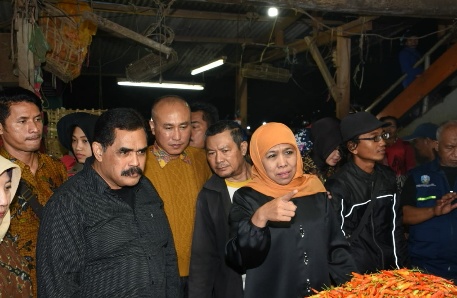 Harga Cabai Rawit Turun, Gubernur Khofifah Ingin Buat BUMD Pangan
