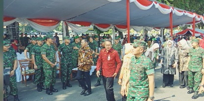 Pangdam V/Brawijaya Meresmikan Bazar Murah Menjelang Hari Raya Idul Fitri 1440 H