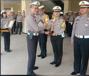 Polres Situbondo Meraih Penghargaan No II Terbaik , Dalam Pantauan Arus Mudik Semeru 2019 SeJawa Timur