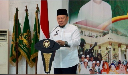 La Nyalla Mahmud Mattalitti : Jalan Hidupnya Ditempa Bagai Keris