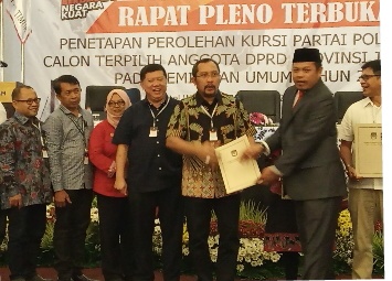 KPU Tetapkan 120 Anggota DPRD Jatim, PDIP Terbanyak
