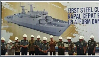 PT PAL INDONESIA Dan Kemenhàn Bangun Dua Unit KCR