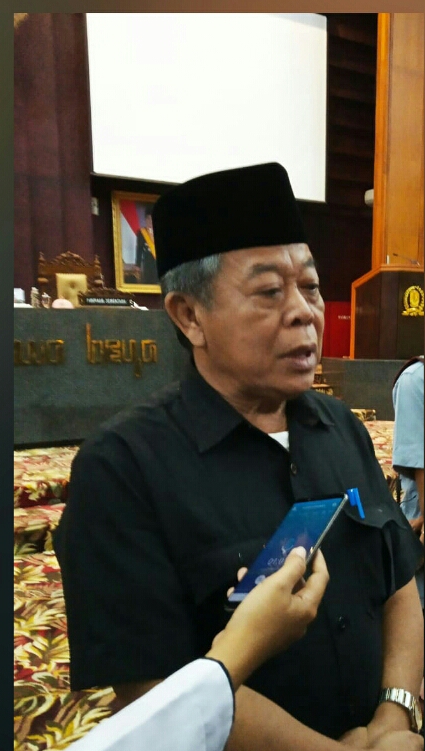 Pimpinan Definitif DPRD Jatim Ditetapkan, Kusnadi Jadi Ketua