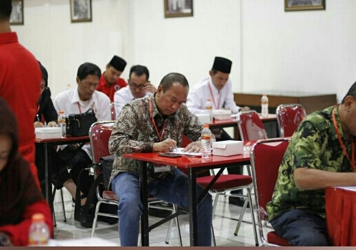 Ikuti Uji Kelayakan di PDIP, Haries Usung Visi Surabaya Kota Dunia Berbasis Kerakyatan