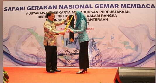 Dinobatkan sebagai Bunda Baca Jatim, Arumi Termotivasi Tingkatkan Minat Baca Masyarakat
