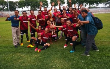 Kalahkan Karangpilang 1-0, Tambaksari Juara Sepakbola Pormaskot 2019