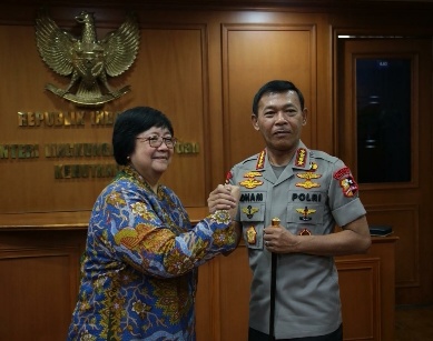 Kapolri Melaksanakan Silaturahmi dengan Menteri LHK, Dr. Ir. Siti Nurbaya Bakar, M.Sc.